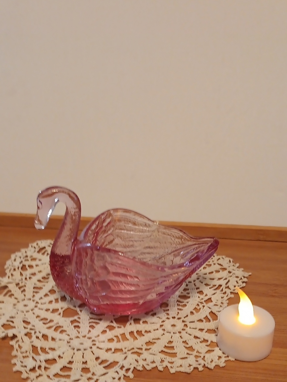 Vintage Fenton Pink Glass Swan Bowl